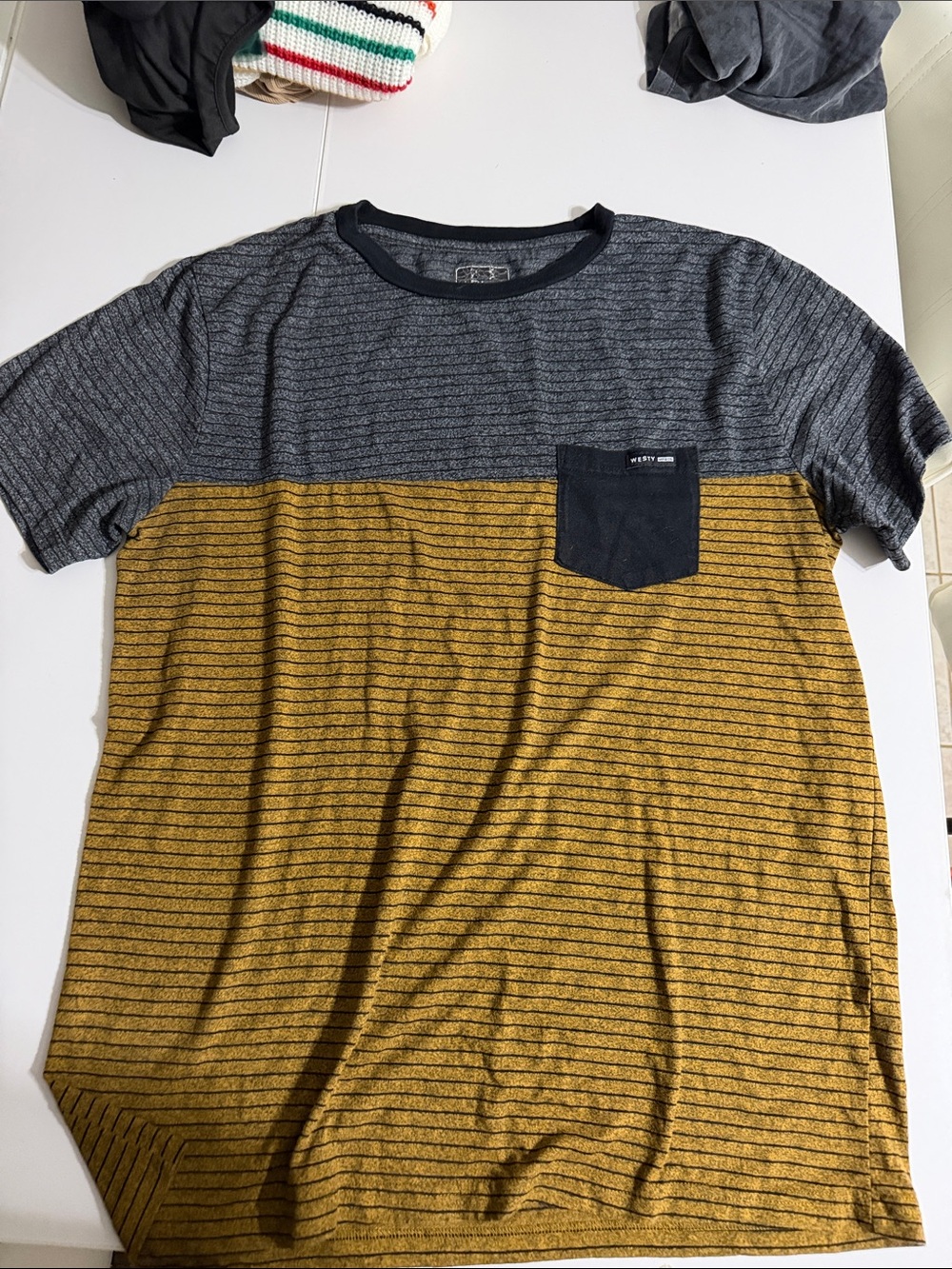 Men's Two-Tone Short Sleeve Pocket Tee - Gray and Mustard